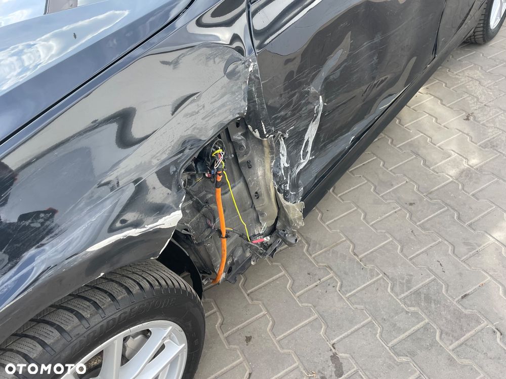 BMW Seria 3 330e iPerformance Sport Line - 6