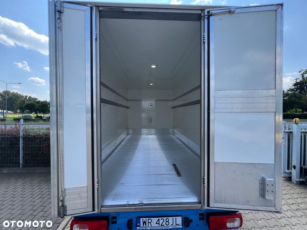 Volkswagen CRAFTER 2,0 TDI KONTENER / IZOTERMA - 28