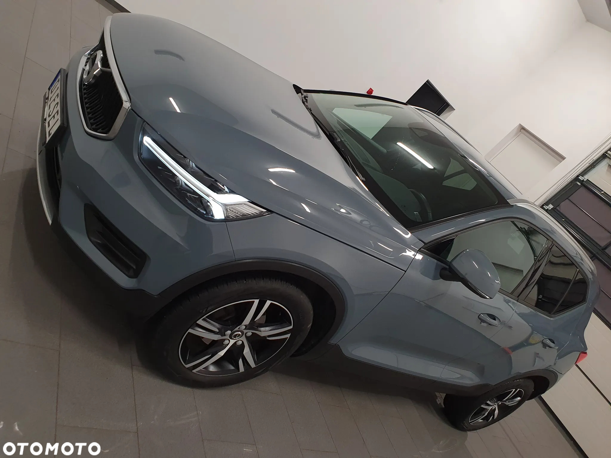 Volvo XC 40 D3 R-Design - 3