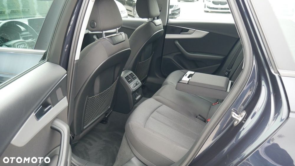 Audi A4 Avant - 14