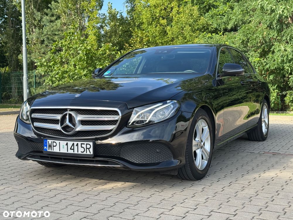 Mercedes-Benz Klasa E 200 d 9G-TRONIC - 1