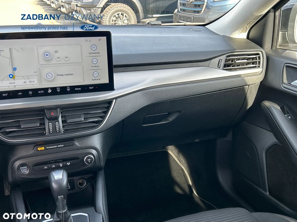 Ford Focus 1.0 EcoBoost Hybrid TITANIUM - 16