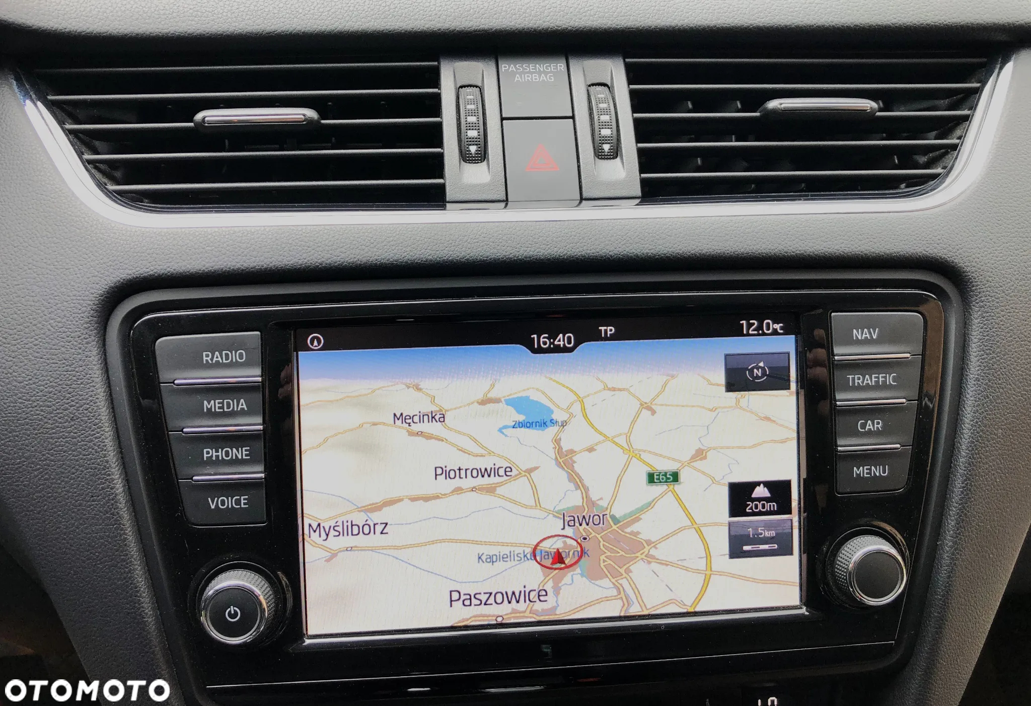 Skoda Octavia Combi 2.0 TDI DSG Style - 25