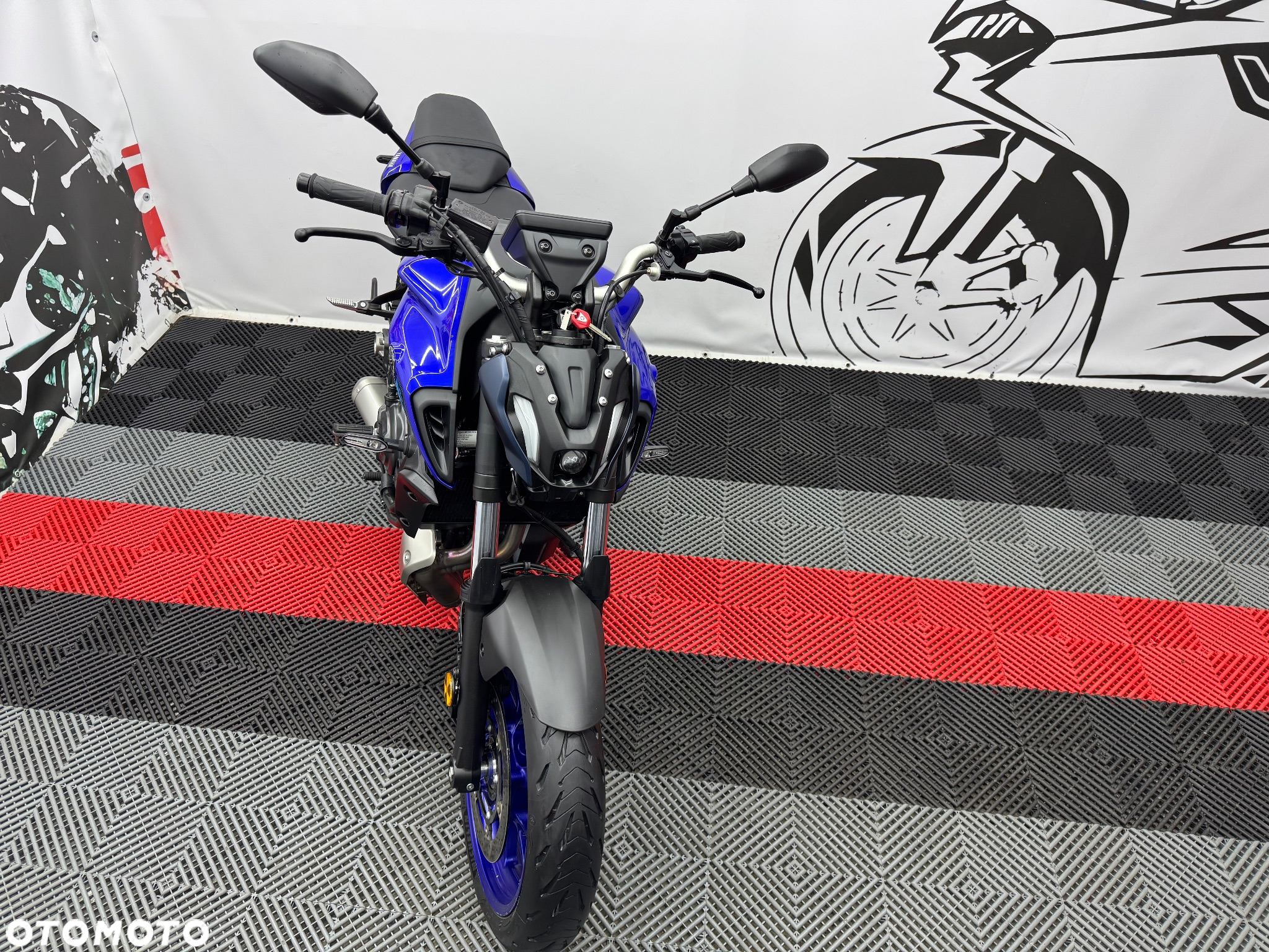 Yamaha MT - 6