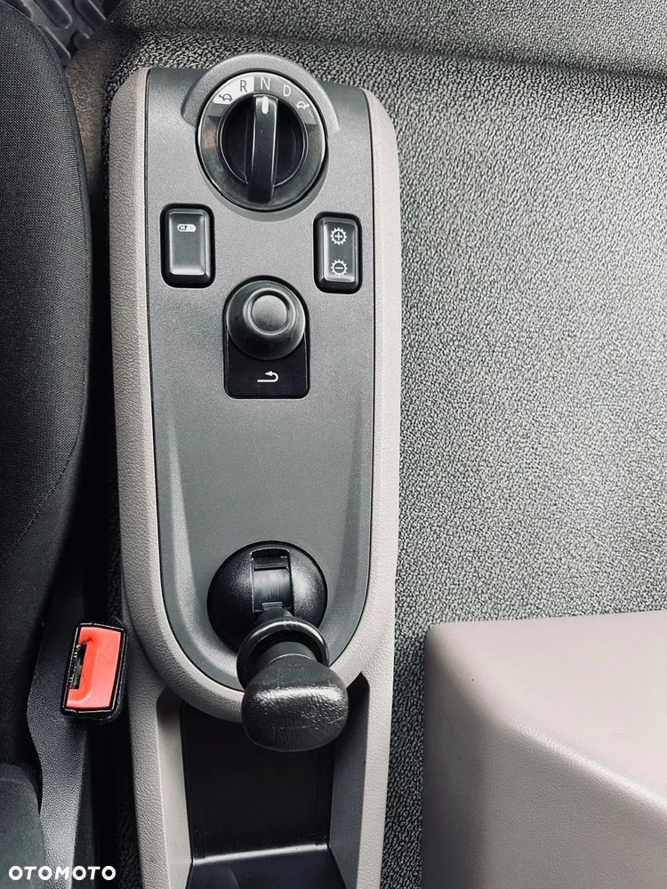 DAF / LF / 230 / ACC / EURO 6 E  / IZOTERMA  / KABINA SYPIALNA / ŁAD. 6 485 KG - 20
