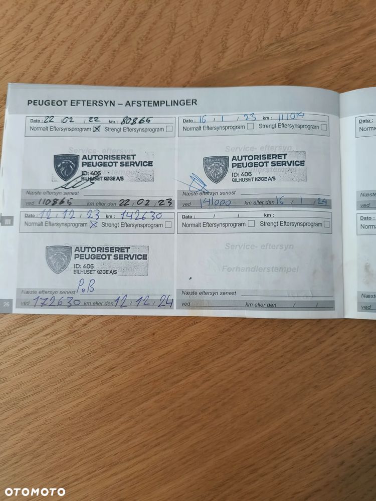 Peugeot 308 BlueHDi FAP 130 EAT8 Stop & Start Allure - 21