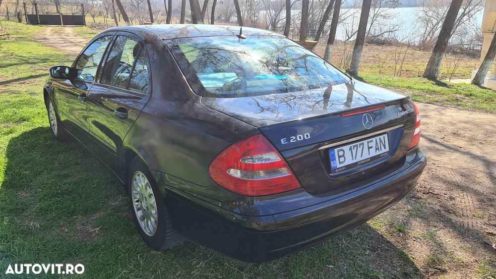 Mercedes-Benz E 200 KOMPRESSOR Elegance - 15