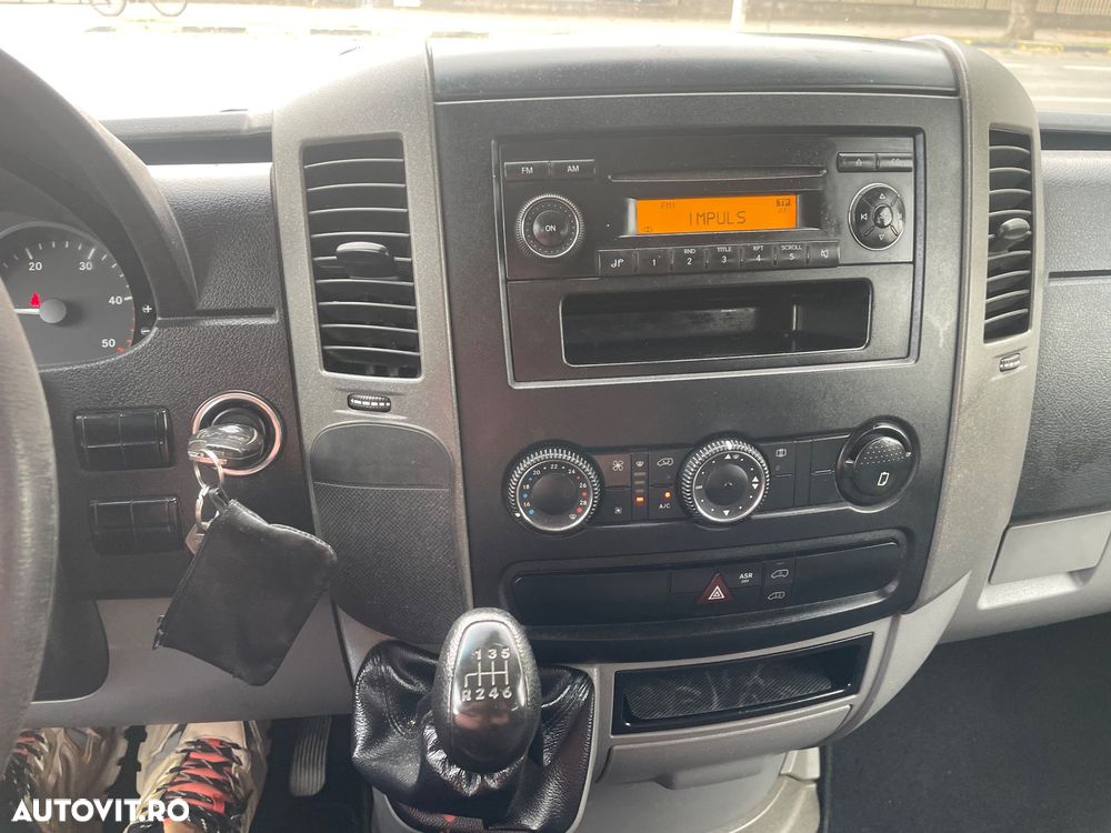 Mercedes-Benz Sprinter 316 CDI  mixt 7 locuri - 13