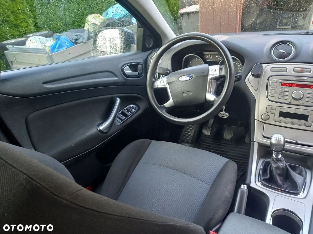 Ford Mondeo - 9