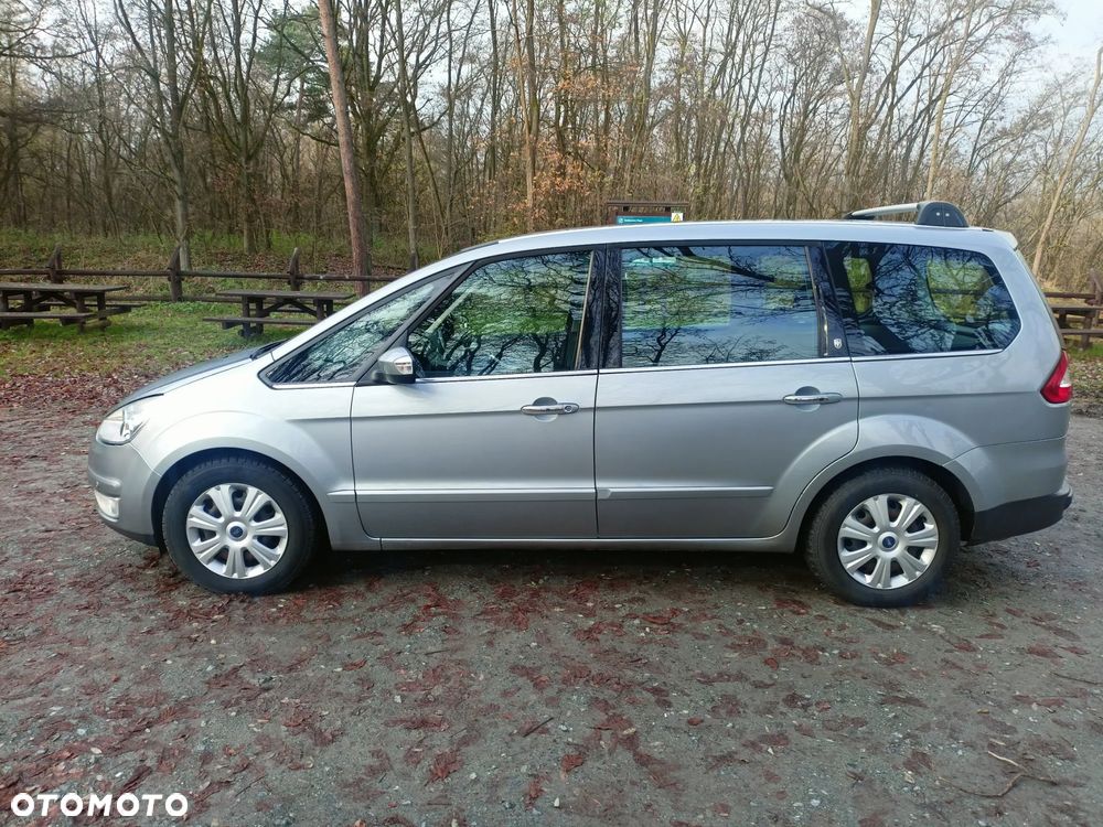 Ford Galaxy 2.0 TDCi Ghia - 8