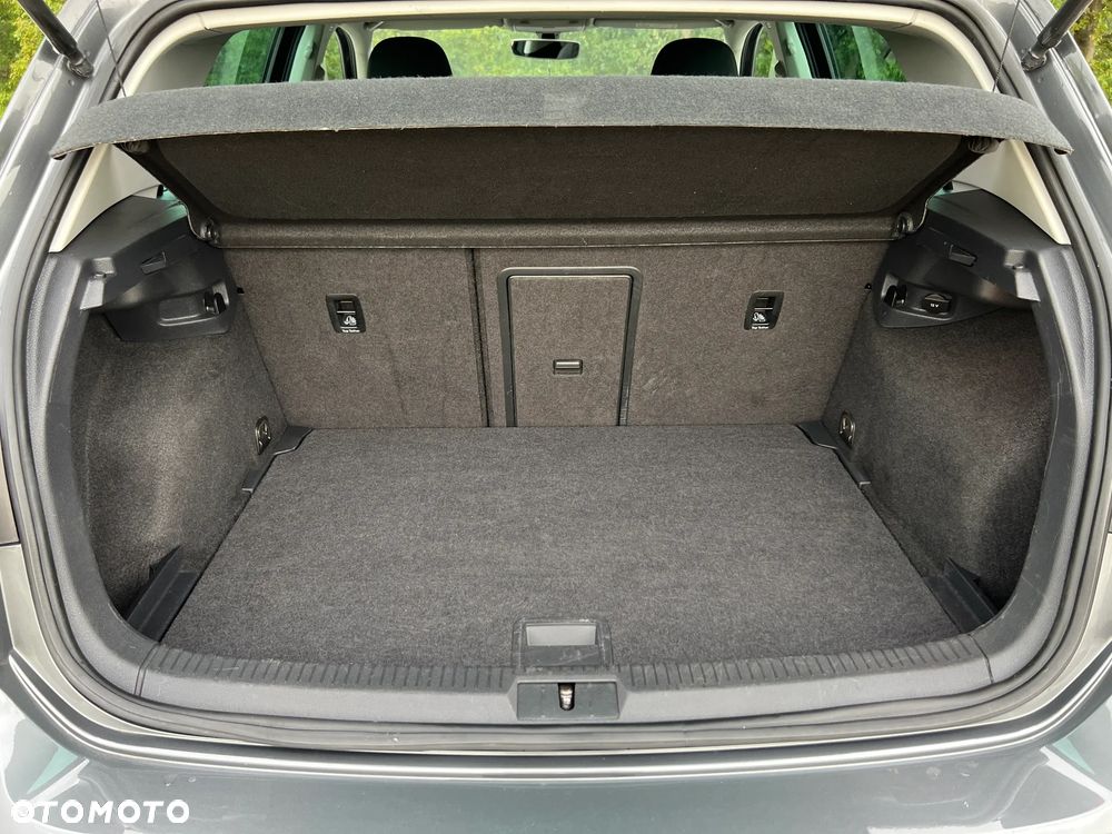 Volkswagen Golf - 15