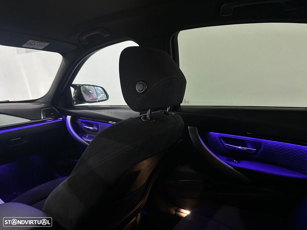 BMW 318 d Pack M Auto - 32