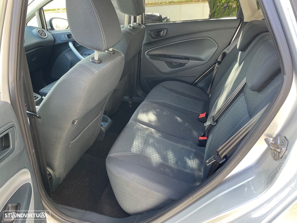 Ford Fiesta 1.25 Titanium - 17