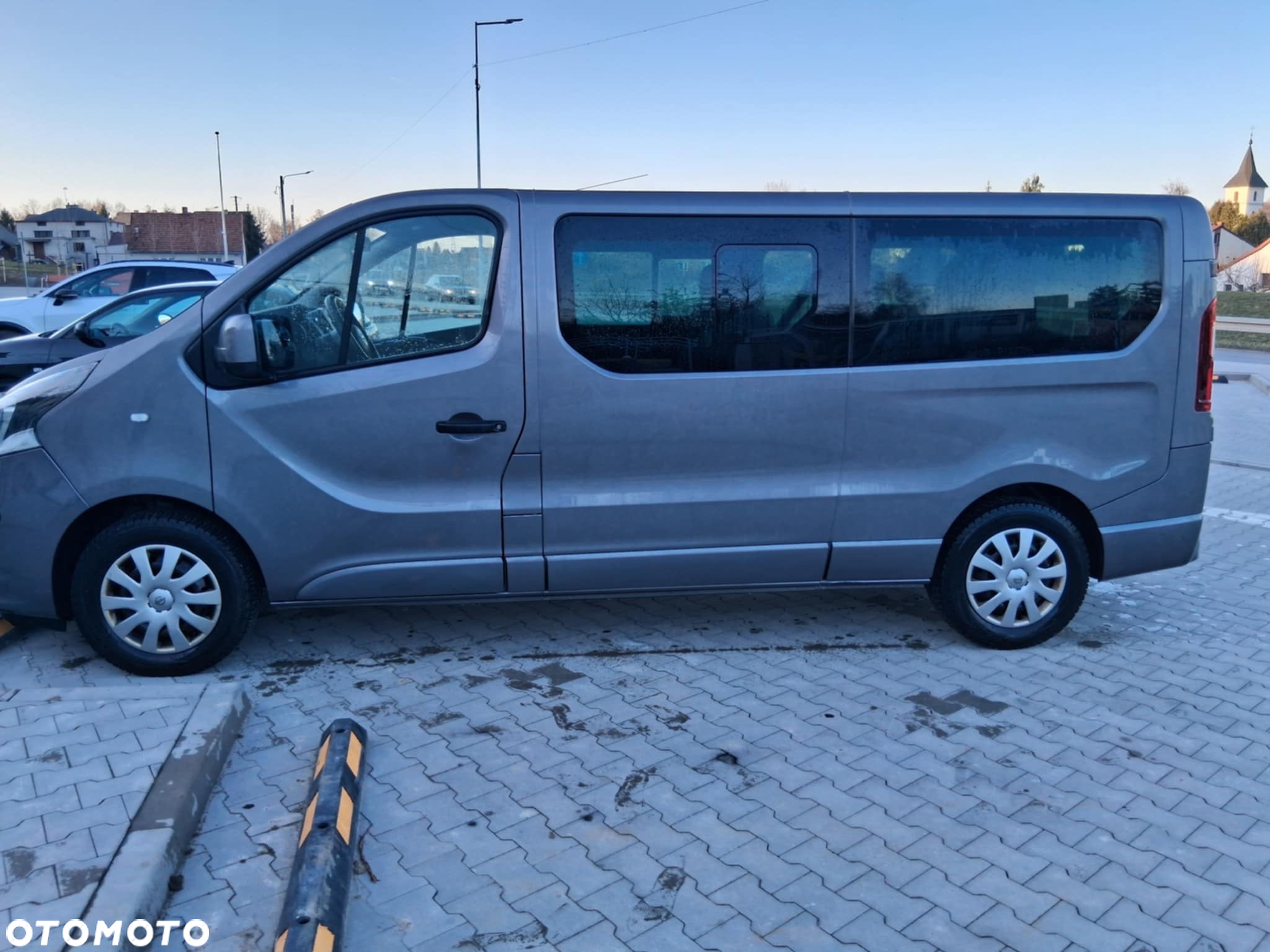 Opel Vivaro - 3