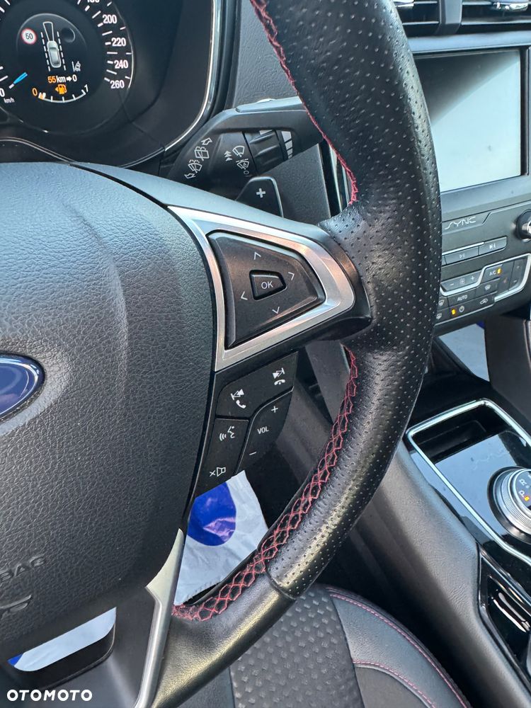Ford Mondeo - 31