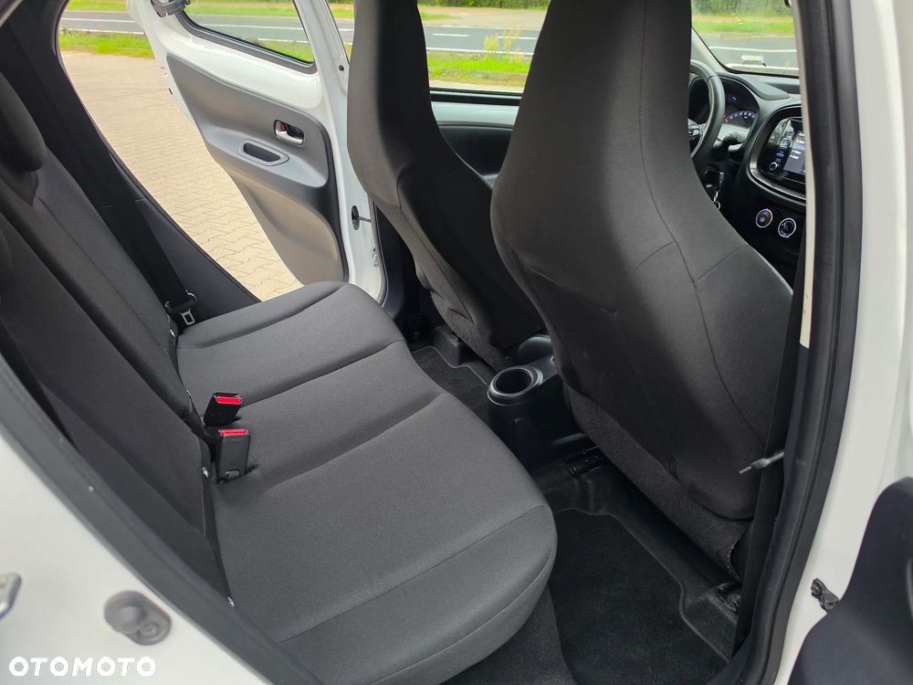 Toyota Aygo X x-shift x-cite - 20