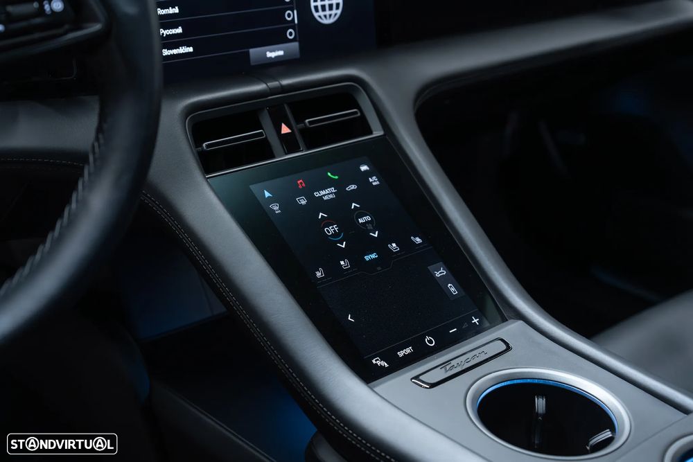 Porsche Taycan Turbo - 19