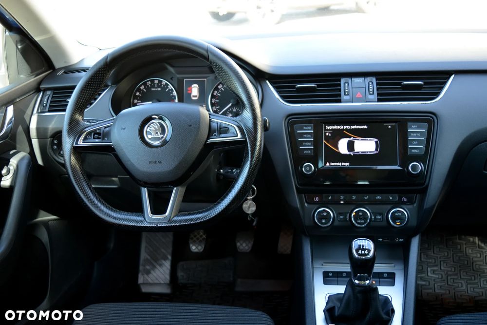 Skoda Octavia 1.6 TDI (Green tec) 4x4 Style - 20
