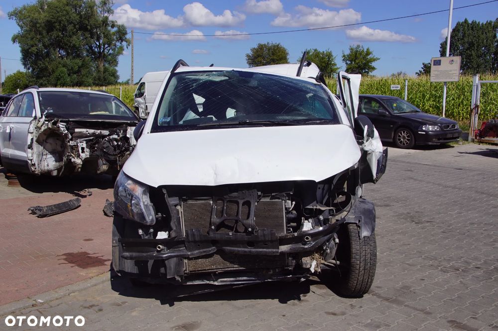 Auto na części - Mercedes Vito W447 116 CDI Lift 2.0 CDI 136 KM BlueTEC OM654 654920 725005 9147 2019R Silnik Skrzynia Drzwi Klapa Zderzak Lusterko Deska Kokpit Sterownik Moduł Czujnik Licznik Kierownica Wyświetlacz - 2