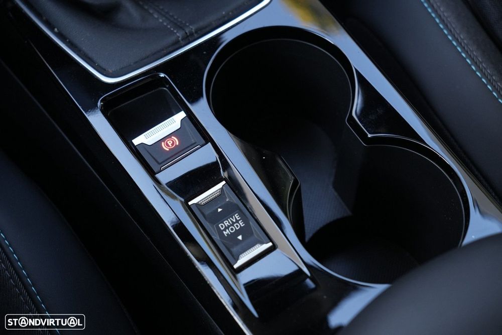 Peugeot 2008 1.2 PureTech Allure Pack - 17