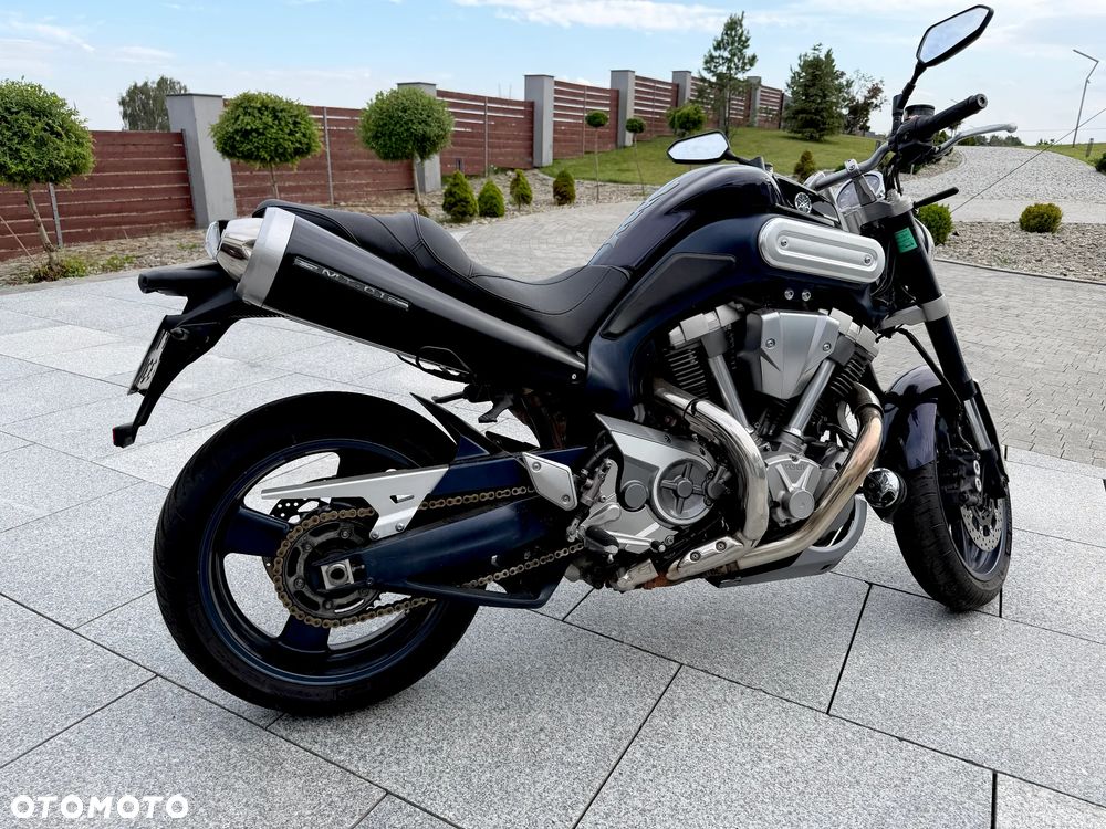 Yamaha MT - 1