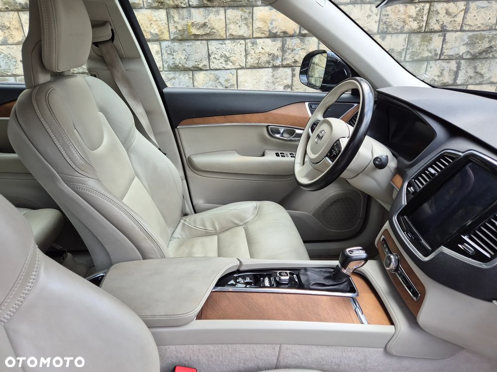 Volvo XC 90 D5 AWD Inscription 7os - 12
