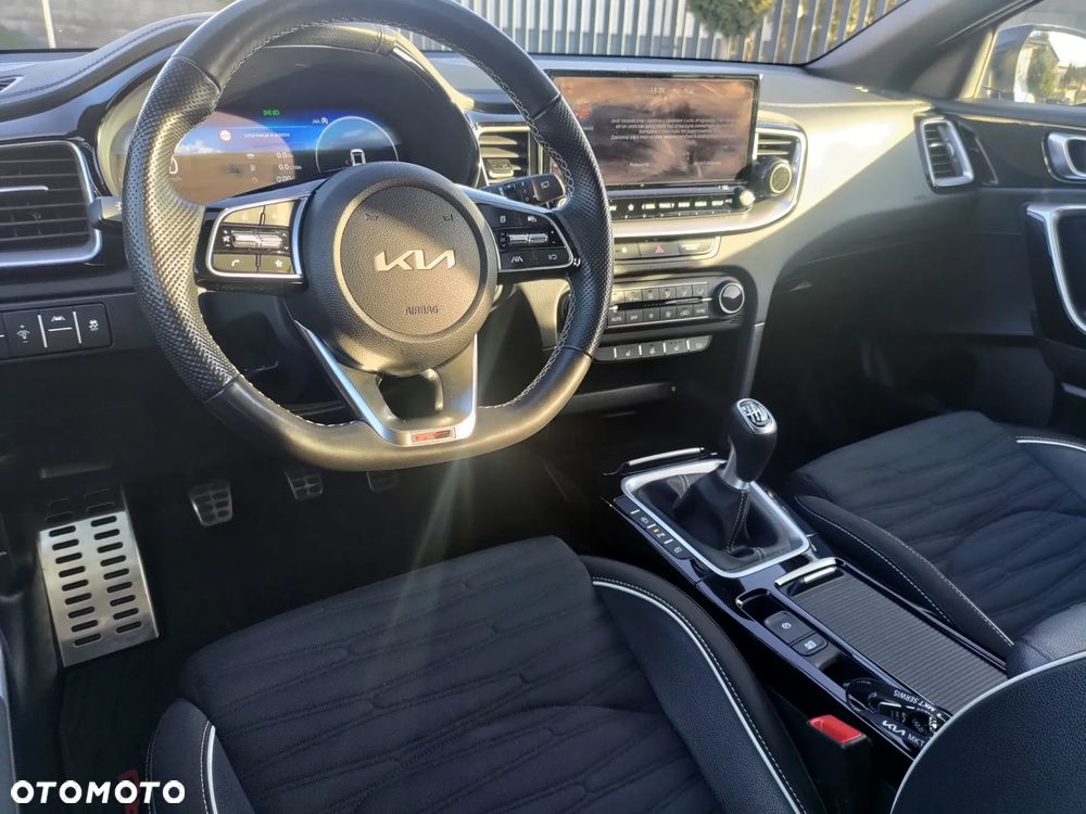 Kia Ceed 1.5 T-GDI GT-Line - 15