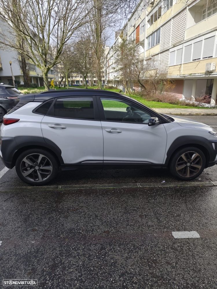 Hyundai Kauai 1.0 T-GDi Tecido Preto - 1