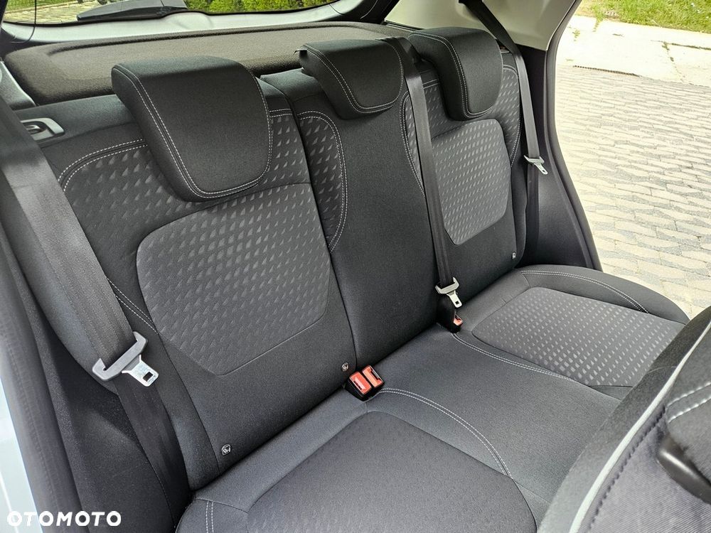 Ford Fiesta 1.5 TDCi S&S TITANIUM - 23