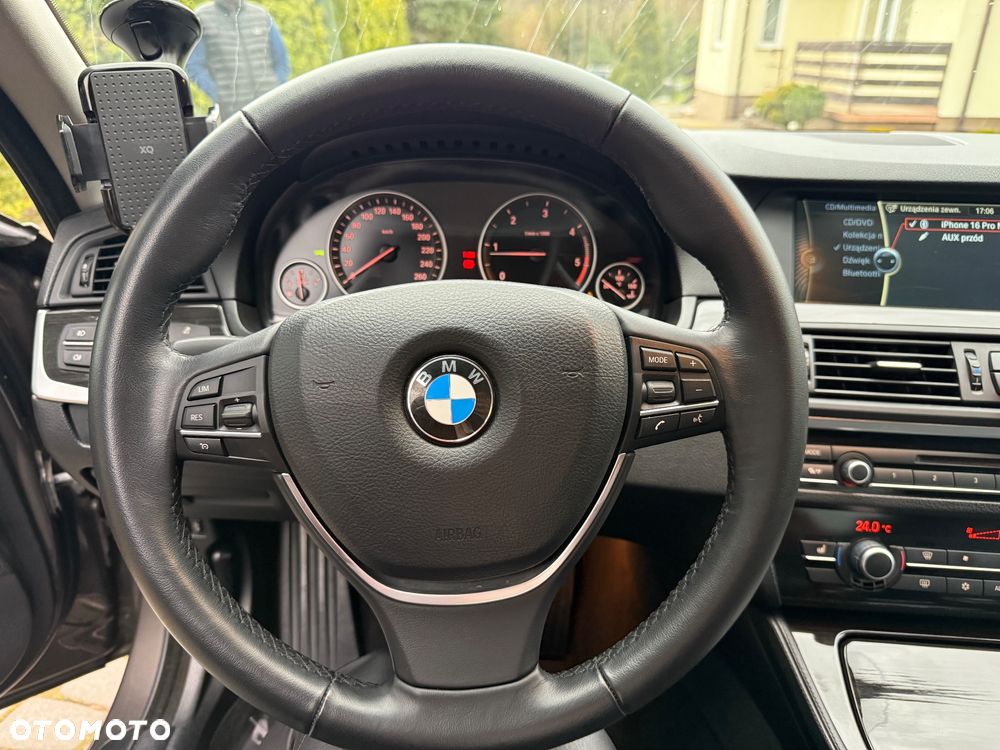BMW Seria 5 520d - 16