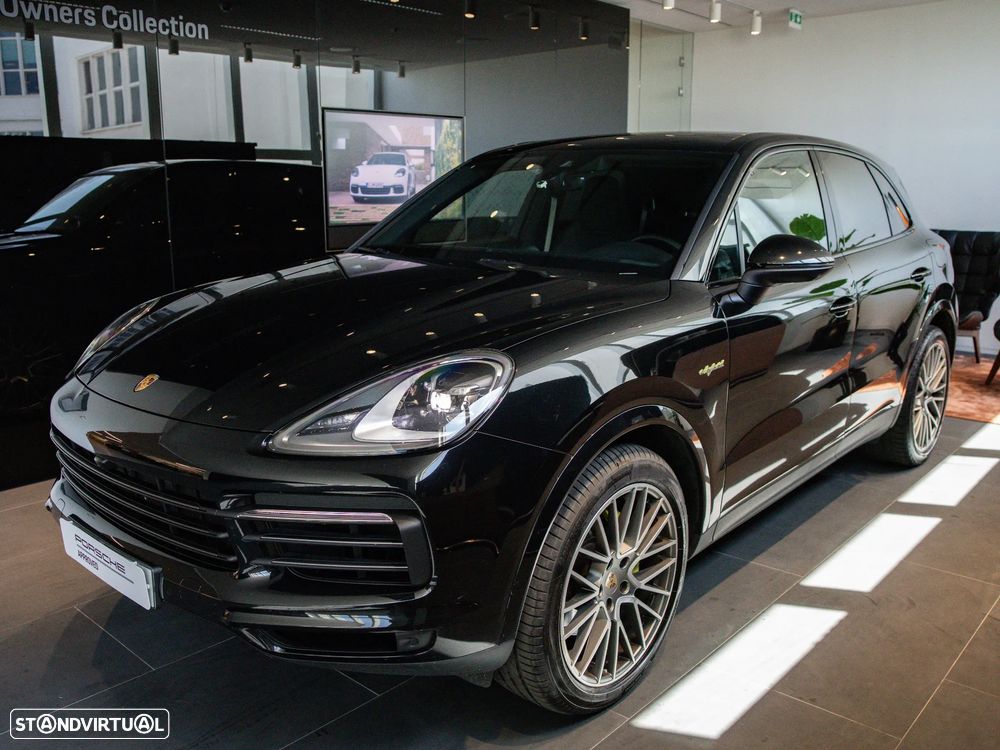 Porsche Cayenne E-Hybrid Platinum Edition - 3