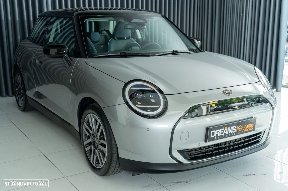 MINI 3 Portas Cooper E Essential - 7