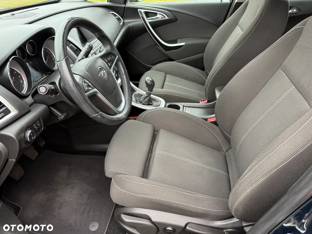 Opel Astra 1.4 Turbo Innovation - 26