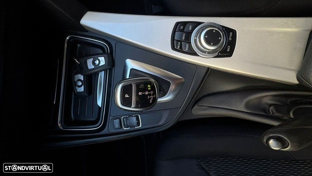 BMW 320 d Touring Aut. - 16