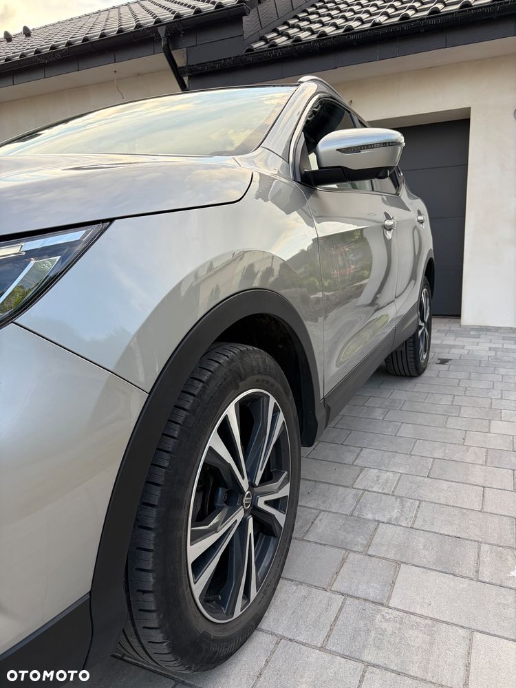 Nissan Qashqai 1.3 DIG-T N-Connecta - 12