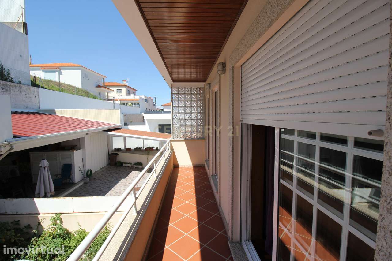 Moradia Geminada em Paredes - Grande imagem: 4/14