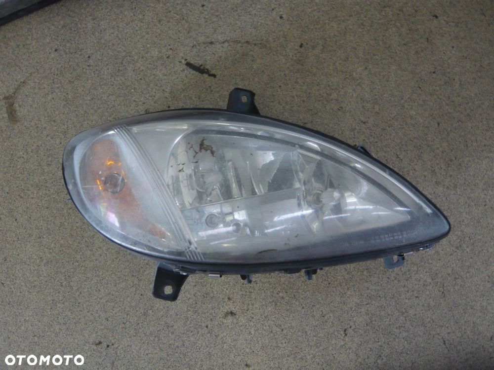 reflektor lampa prawa przód mercedes-benz vito - 1