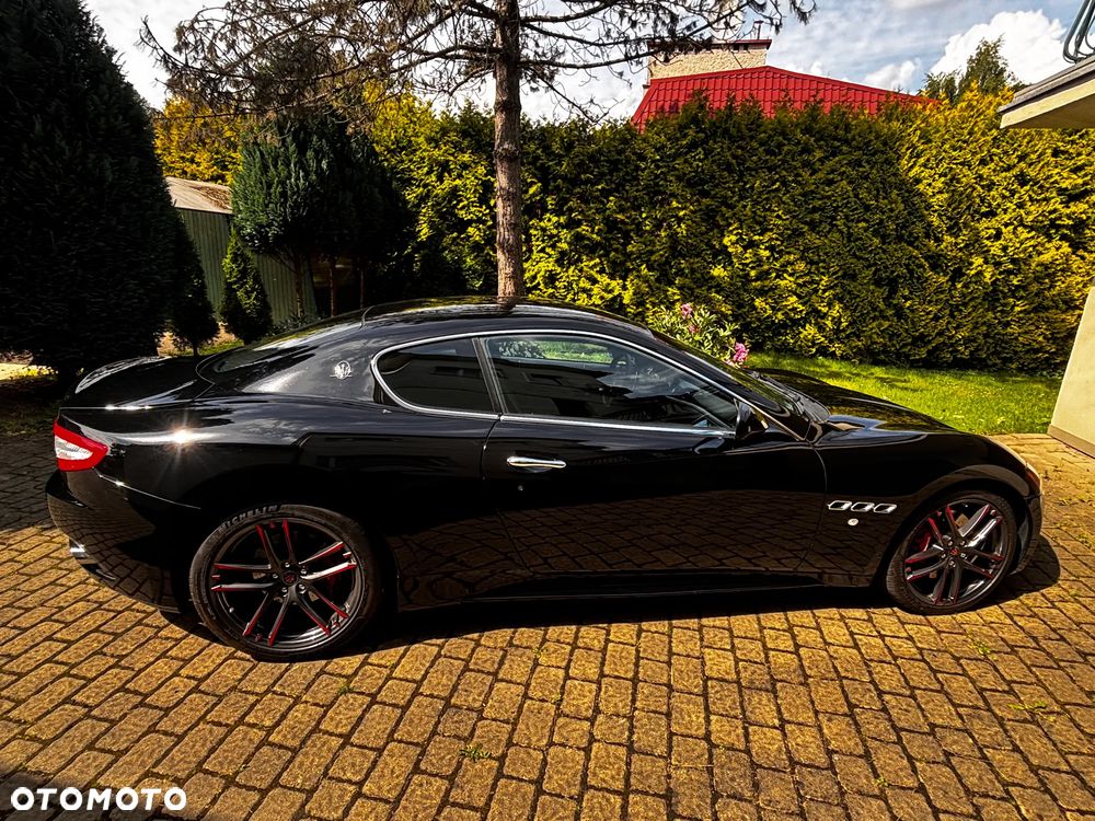 Maserati GranTurismo S - 9