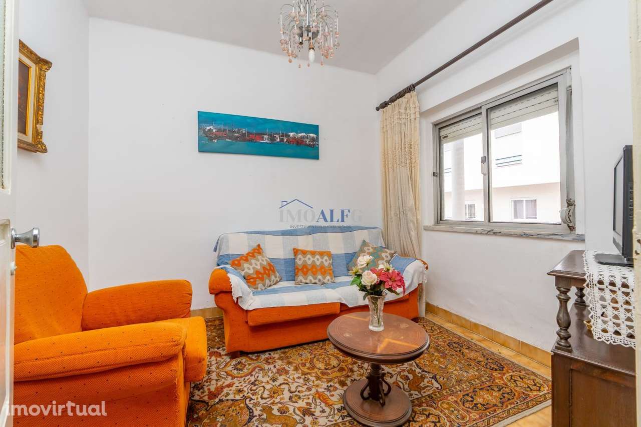 Moradia T2 com quintal no centro do Pinhal Novo - Grande imagem: 5/27