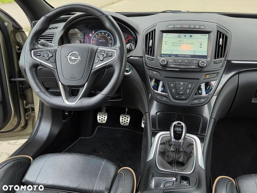 Opel Insignia 2.0 ECOTEC DI Turbo 4x4 ecoFLEX Start/Sto Business Edition - 24