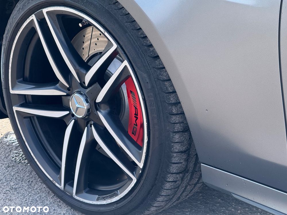 Mercedes-Benz Klasa E AMG 63 S 4Matic AMG Speedshift 9G-MCT Edition 1 - 34