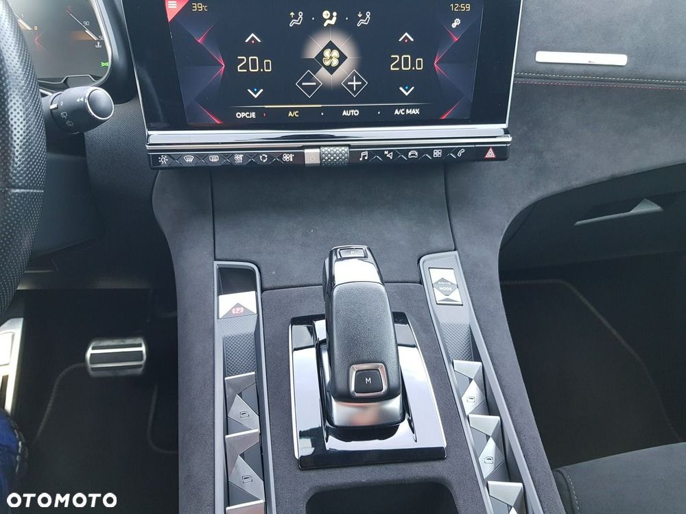DS Automobiles DS 7 Crossback 2.0 BlueHDi Performance Line + - 20