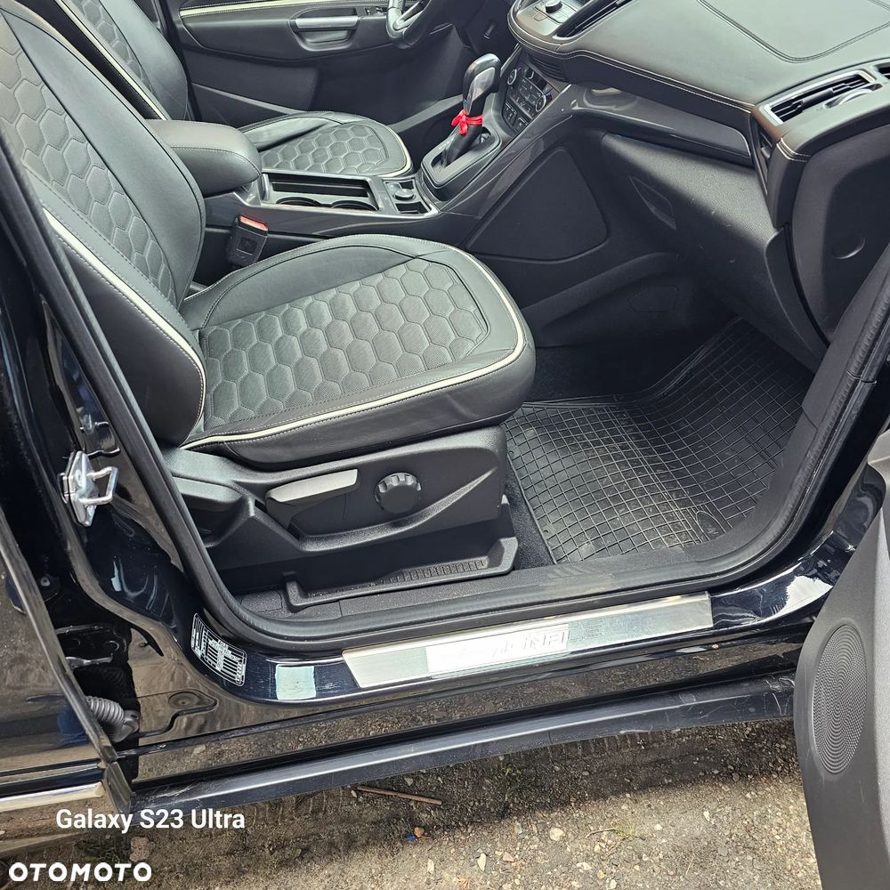 Ford Kuga 2.0 TDCi 4x4 Vignale - 7