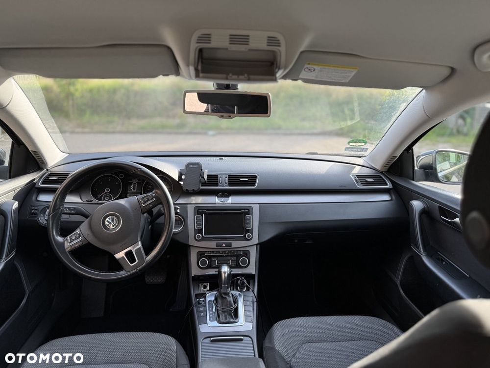 Volkswagen Passat 2.0 TDI DPF Highline DSG - 9