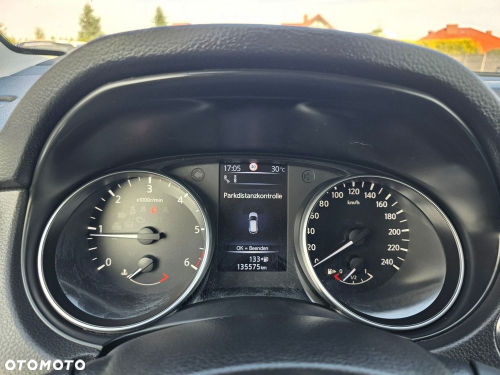 Nissan Qashqai 1.5 dCi N-Connecta - 33