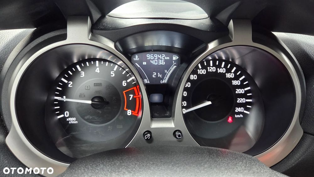 Nissan Juke 1.6 Acenta - 16