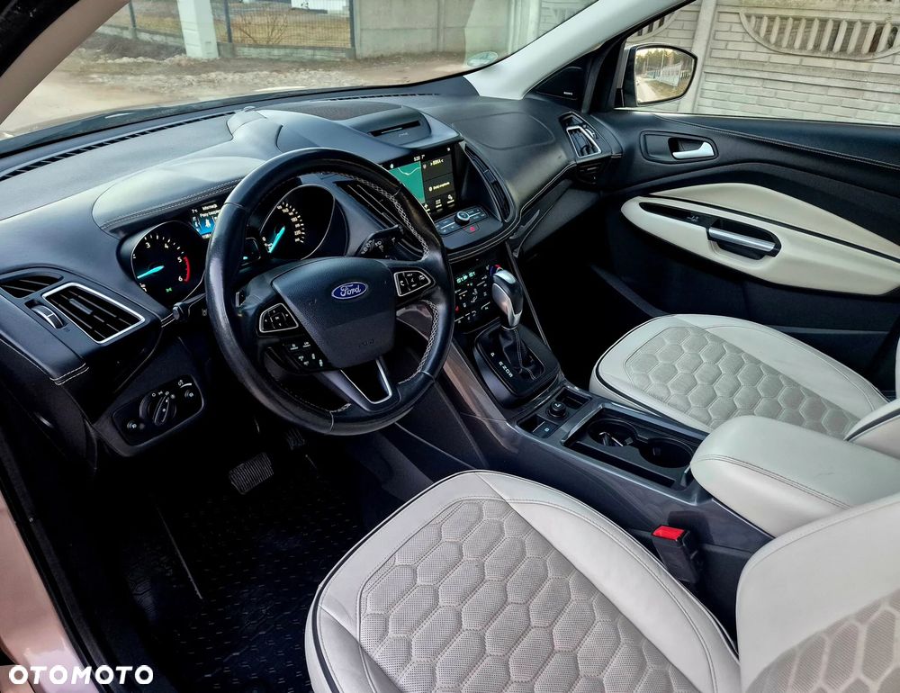 Ford Kuga 2.0 TDCi 4x4 Vignale - 17