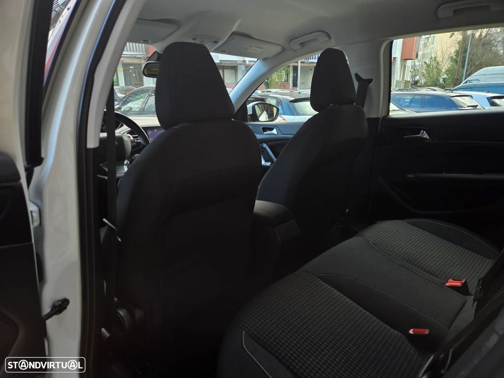 Peugeot 308 PureTech 130 GPF EAT8 Stop & Start Active Pack - 10