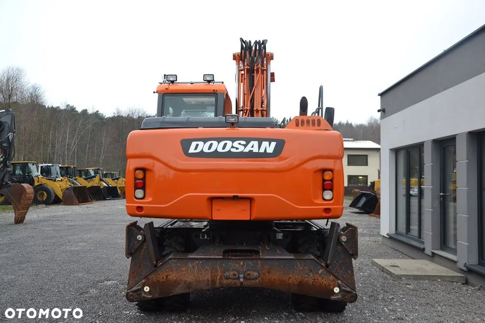 Doosan DX 140 W - 8