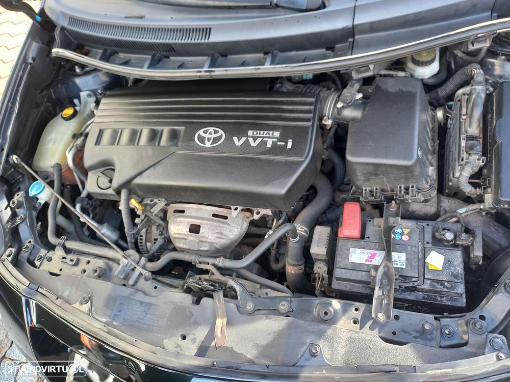 Toyota Auris 1.4 VVT-i - 10